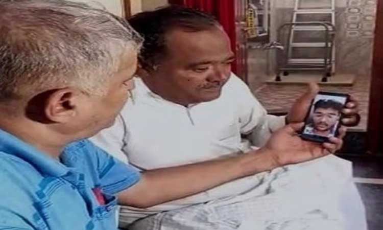 క్షేమంగానే ఉన్నానని తల్లిదండ్రులకు నవీన్‌ వీడియోకాల్‌.. ఆ తర్వాత కొద్దిసేపటికే..!