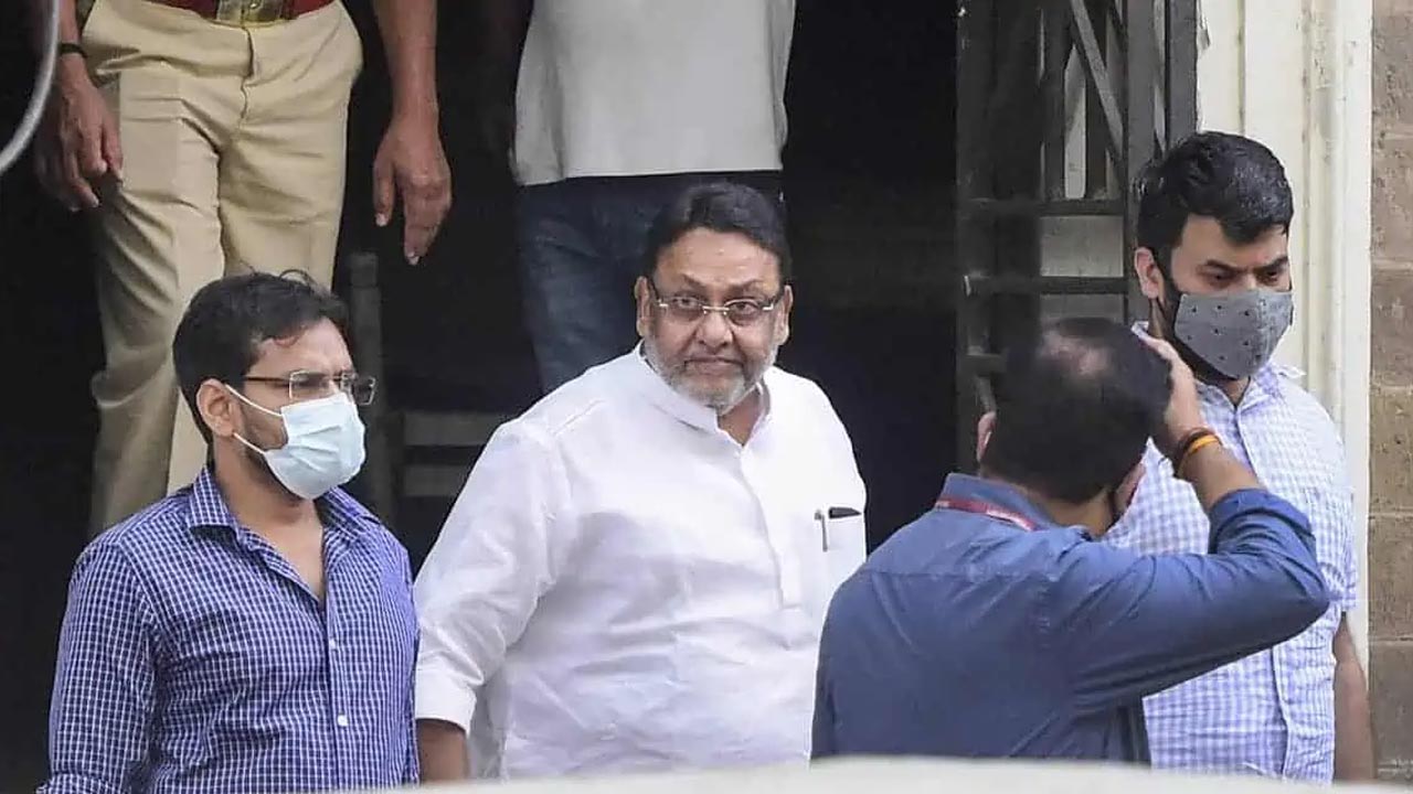 మంత్రి నవాబ్ మాలిక్ జ్యుడీషియల్ కస్టడీ ఏప్రిల్ 18 వరకు పొడిగింపు