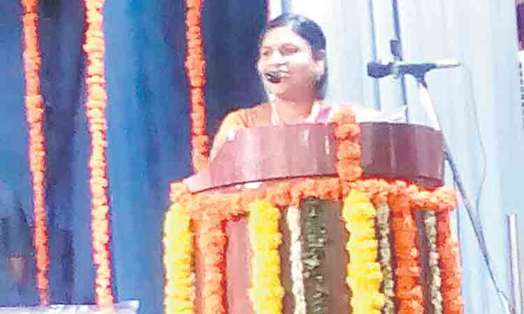 ఒడిదుడుకులను ఎదుర్కొని…