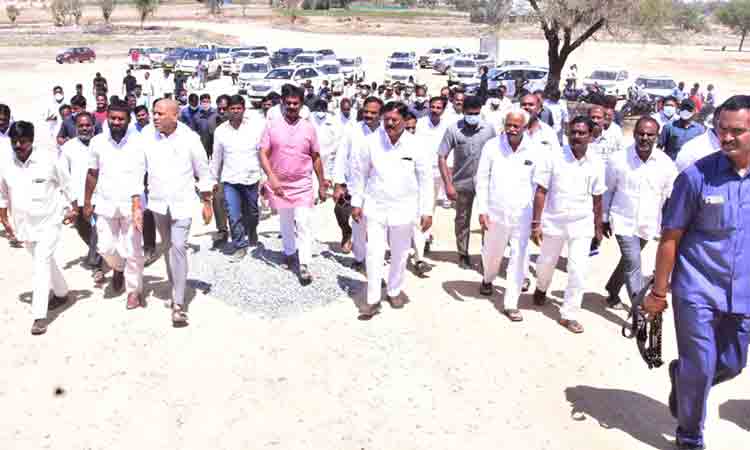 8న లక్షా 50 వేల మందితో సీఎం సభ