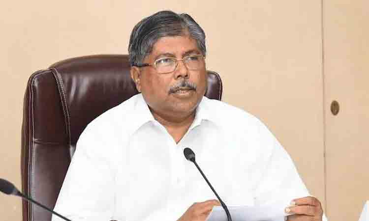 మ‌హిళ‌లంతా యోగికి.. పురుషులంతా అఖిలేష్‌కు..