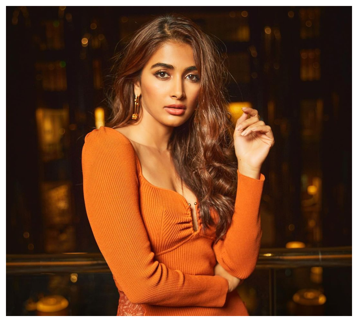 Pooja Hegde | ఆరెంజ్ క‌ల‌ర్ డ్రెస్‌లో పూజా హెగ్డే కిల్లింగ్ లుక్స్…