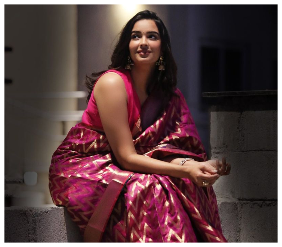 Pujita Ponnada | చీరకట్టులో చూడముచ్చ‌టగా పూజిత పొన్నాడ..