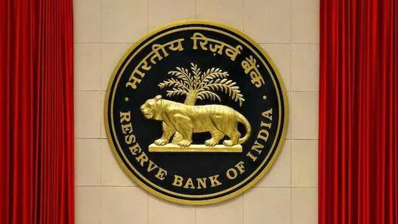 NBFC’s Credit Cards | బ్యాంకేత‌ర సంస్థ‌లూ క్రెడిట్ కార్డులివ్వొచ్చు.. అయితే?!