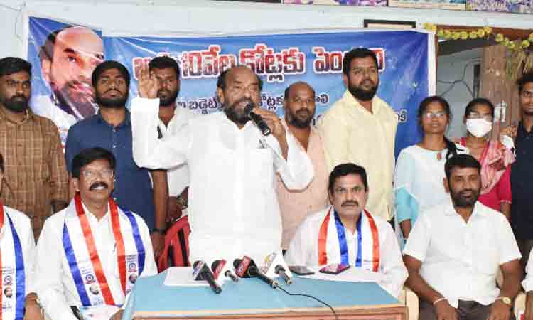 పథకాలకు కేంద్రం వాటా నిధులివ్వాలి