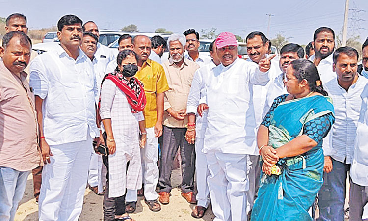 వడివడిగా ఇబ్రహీంపట్నం పెద్దచెరువు సుందరీకరణ పనులు