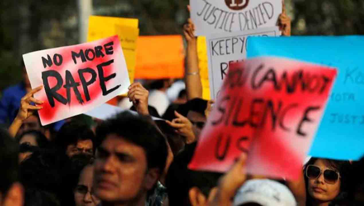 భార్యపై లైంగిక దాడి కూడా అత్యాచారమే… భర్తపై కేసు నమోదు చేయాల్సిందే: కర్ణాటక హైకోర్టు