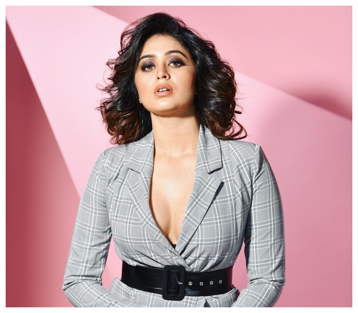 Ritabhari Chakraborty | రీతాభరి చక్రవర్తి గ్లామరస్ ఫొటోషూట్..