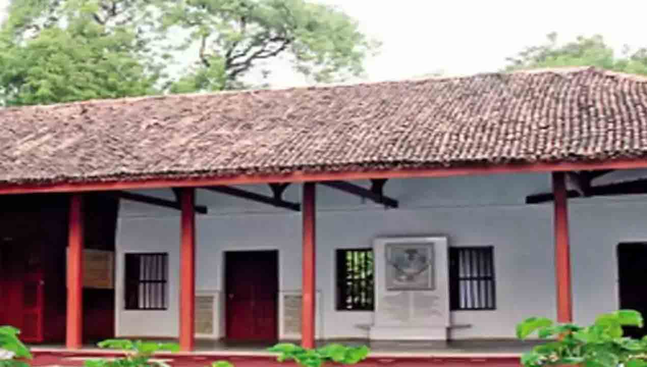 సబర్మతి ఆశ్రమం పునరాభివృద్ధిపై… సుప్రీంకోర్టులో గాంధీ మనవడు సవాల్‌