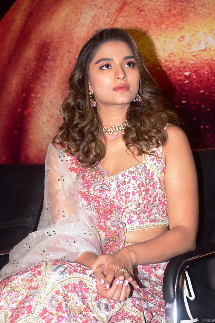 Saiee Manjrekar