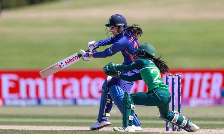 IND-W vs PAK-W | 4 వికెట్లు కోల్పోయి 108 రన్స్‌ చేసిన భారత్