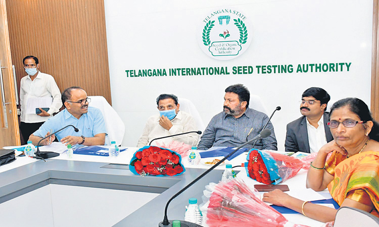 తెలంగాణలో విత్తనాభివృద్ధి అద్భుతం