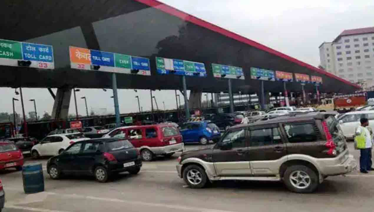 టోల్‌ ప్లాజాకు 60 కిలోమీటర్ల లోపు మరొకటి ఉంటే… మూడు నెలల్లో మూత: నితిన్ గడ్కరీ