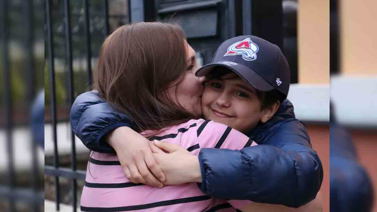 Ukraine | చేతిపై ఫోన్ నెంబరుతో ఉక్రెయిన్ దాటిన చిన్నారి.. చివరకు తల్లిని చేరిన ఫొటో వైరల్