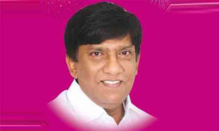 ఉచిత శిక్షణాకేంద్రాలు ఏర్పాటుచేయాలి