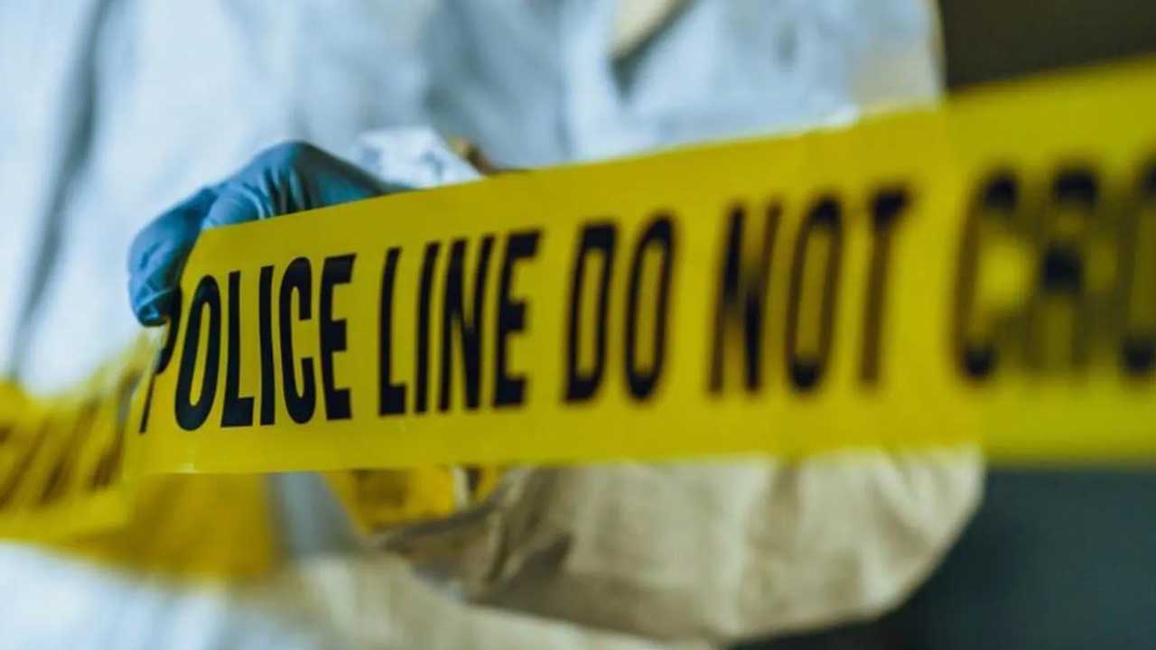 కన్నెపల్లి తహశీల్దార్‌ కార్యాలయంలో వీఆర్‌ఏ దారుణ హత్య