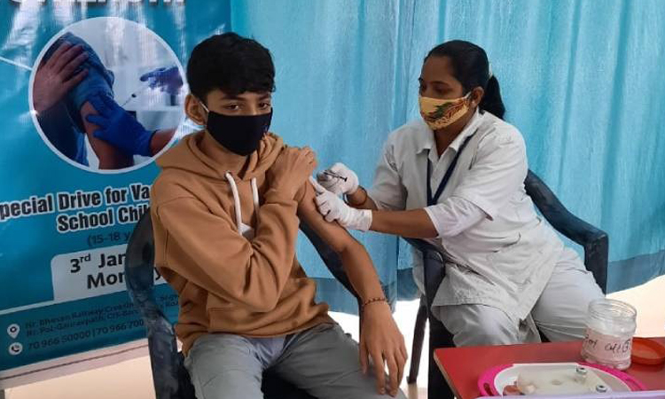 12-14 ఏండ్ల పిల్లలకు నేటి నుంచి టీకా