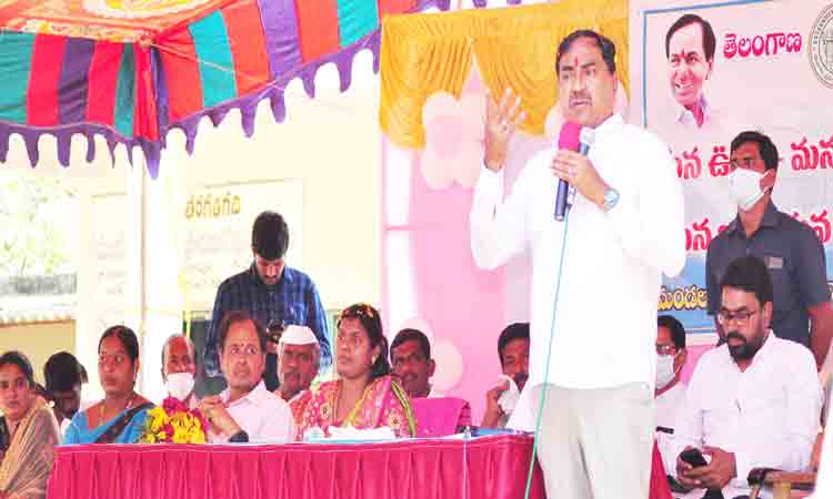 ప్రభుత్వ పాఠశాలల బలోపేతానికే ‘మన ఊరు-మన బడి’