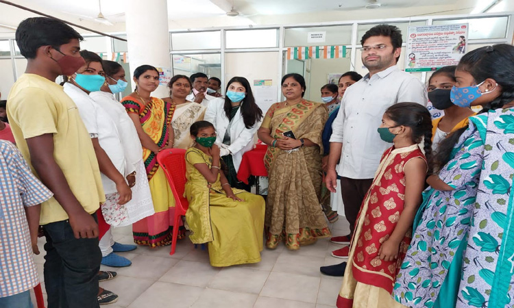 పిల్లలకు కార్బ్‌వాక్స్‌ టీకా షురూ