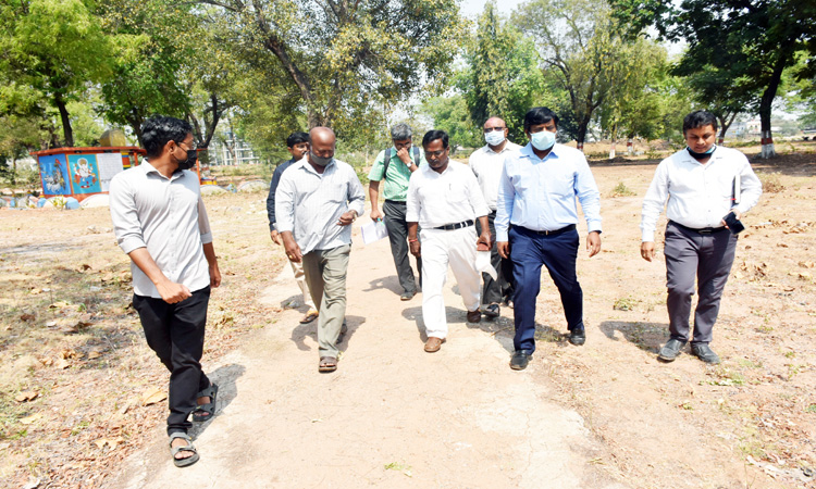 మెగా దవాఖాన పనులు వేగంగా..