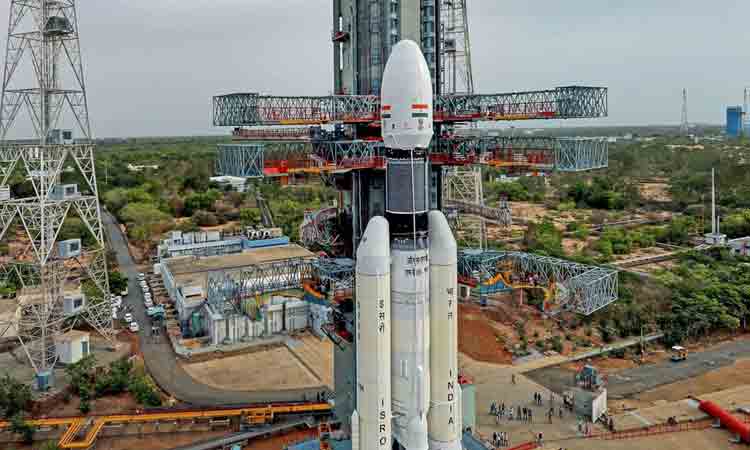 ఇస్రో పిలుస్తాంది..