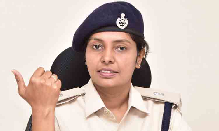 నాన్న స్ఫూర్తితో గ్రూప్‌-1 సాధించా..