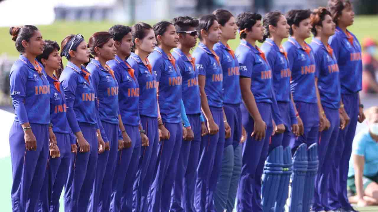 Womens Worldcup | ముగిసిన భారత బ్యాటింగ్.. సౌతాఫ్రికా మహిళల టార్గెట్ ఎంతంటే?