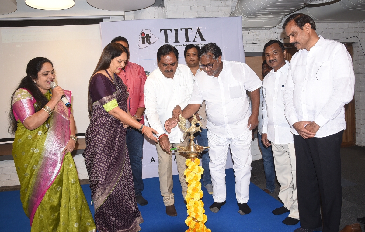 Education and health | బ‌డ్జెట్‌లో విద్యా, ఆరోగ్యానికి పెద్ద పీట : మంత్రి ఎర్ర‌బెల్లి దయాకరరావు