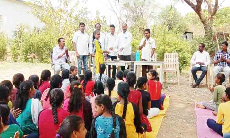 నీటి పొదుపుతోనే భావితరాలకు భవిష్యత్‌