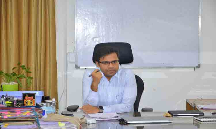 గిరిజన యువతకు ఉచిత కోచింగ్‌