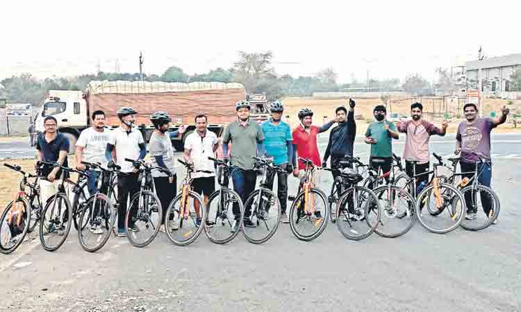 సైక్లింగ్‌ క్లబ్‌ ఆరోగ్యనికి హబ్