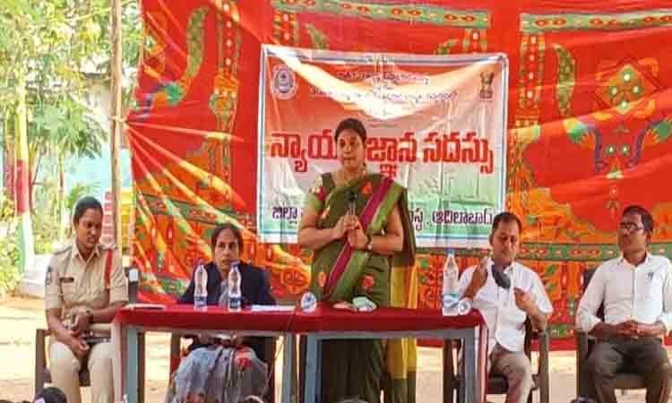 చట్టాలపై అవగాహన ఉండాలి