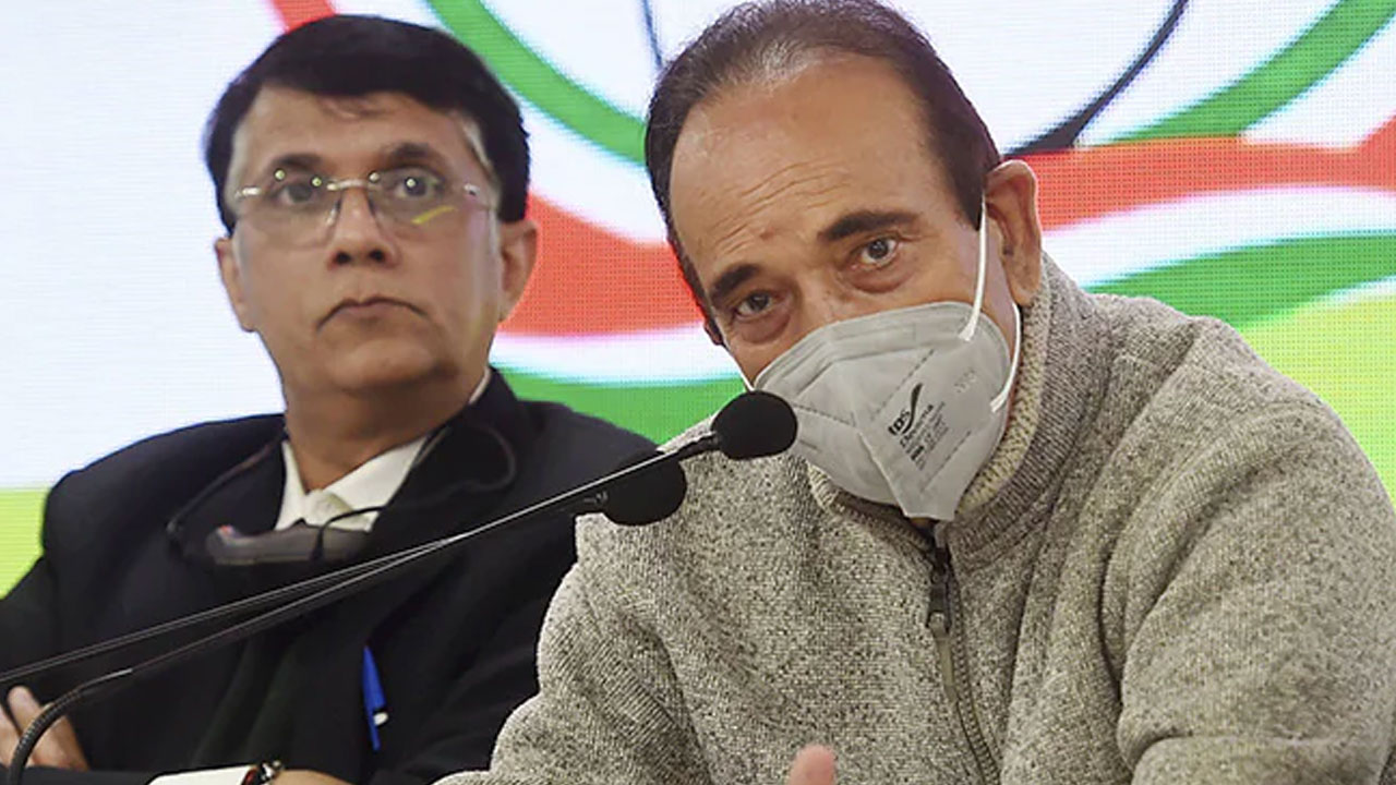 గులాంన‌బీ ఆజాద్ ఇంట్లో స‌మావేశ‌మైన జీ23 నేత‌లు