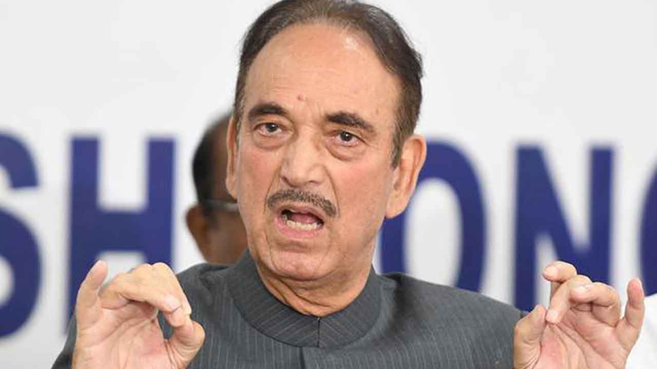 స్వాతంత్య్ర‌ సంగ్రామాన్ని త‌ప్ప‌నిస‌రి స‌బ్జెక్టు చేయ‌క‌పోవ‌డం పెద్ద త‌ప్పిదం : ఆజాద్‌