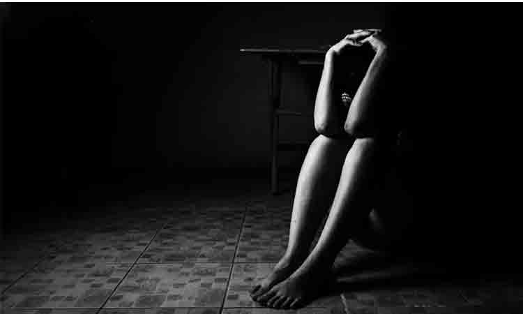 దారుణం : ఫ్రూట్ జ్యూస్‌లో మ‌త్తుమందు క‌లిపి బాలిక‌పై లైంగిక దాడి