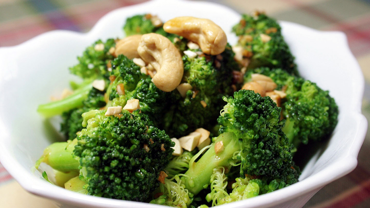 Butter Garlic Broccoli Recipe | బటర్‌ గార్లిక్‌ బ్రకోలి తయారీ విధానం