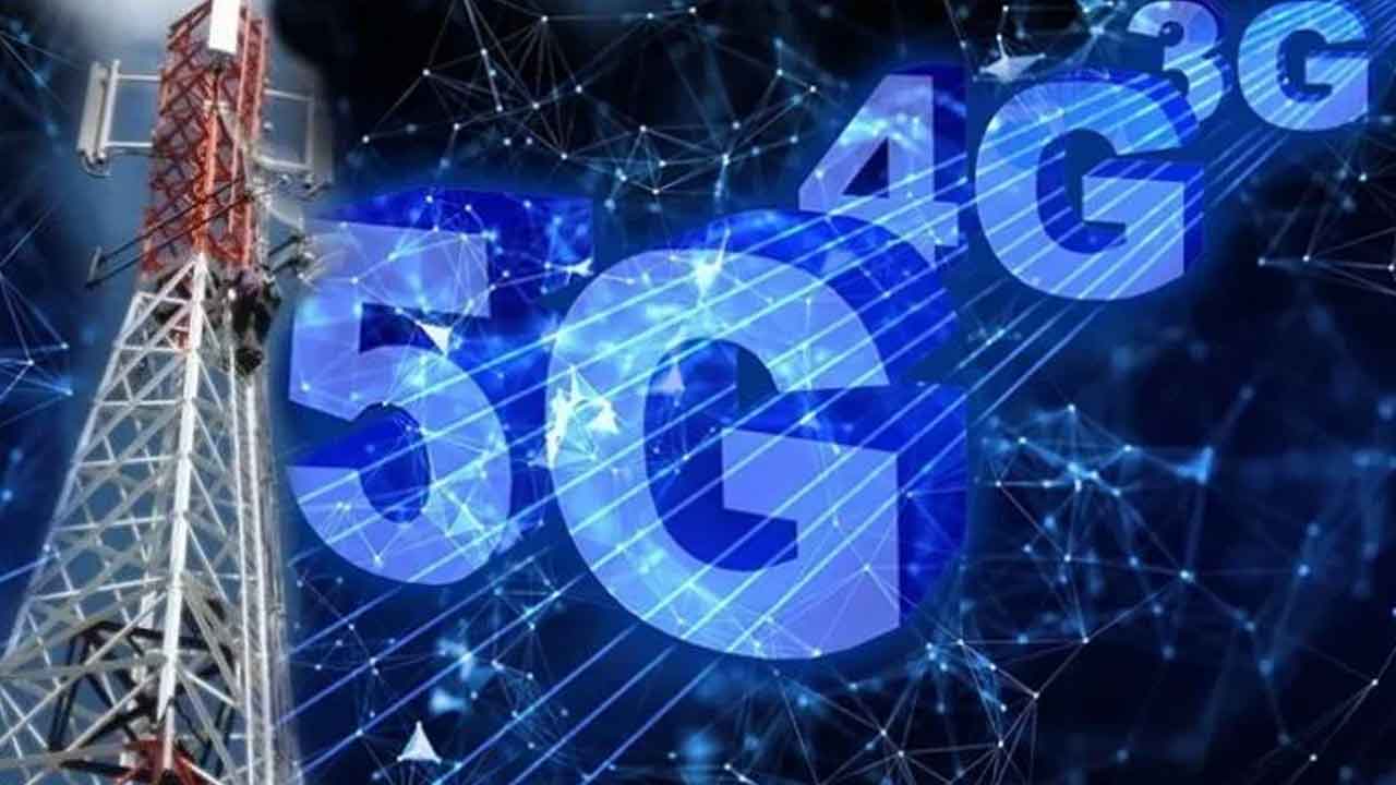 కమ్యూనికేషన్స్‌కు సాంకేతికత సాయం