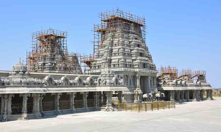 మహాకుంభ సంప్రోక్షణకు సన్నద్ధం