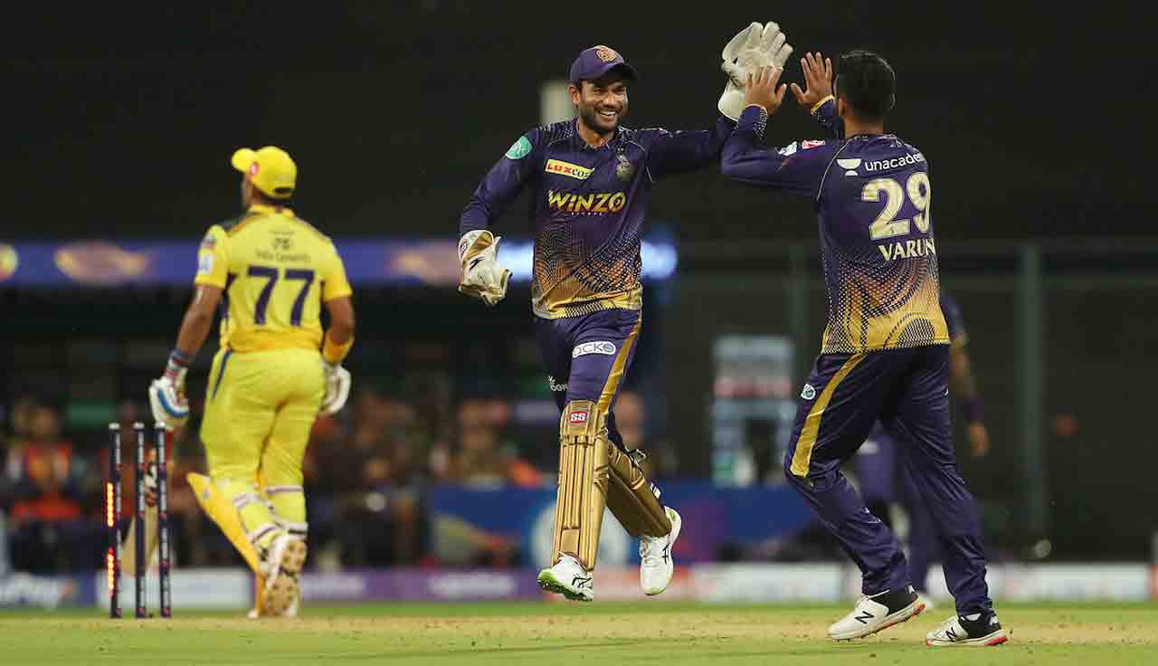 CSK vs KKR | 5 వికెట్లు డౌన్.. చెన్నై స్కోర్ ఎంతంటే?