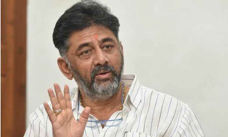 గాంధీ కుటుంబం వ‌ల్లే కాంగ్రెస్‌కు అస్తిత్వం :  డీకే శివ‌కుమార్