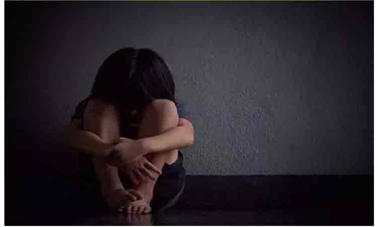 కీచ‌క ప్రిన్సిప‌ల్‌ : బాలిక‌ను రూమ్‌కు పిలిపించి..దుస్తులు తొల‌గించి 71 ఏండ్ల వృద్ధుడి అరాచ‌కం!