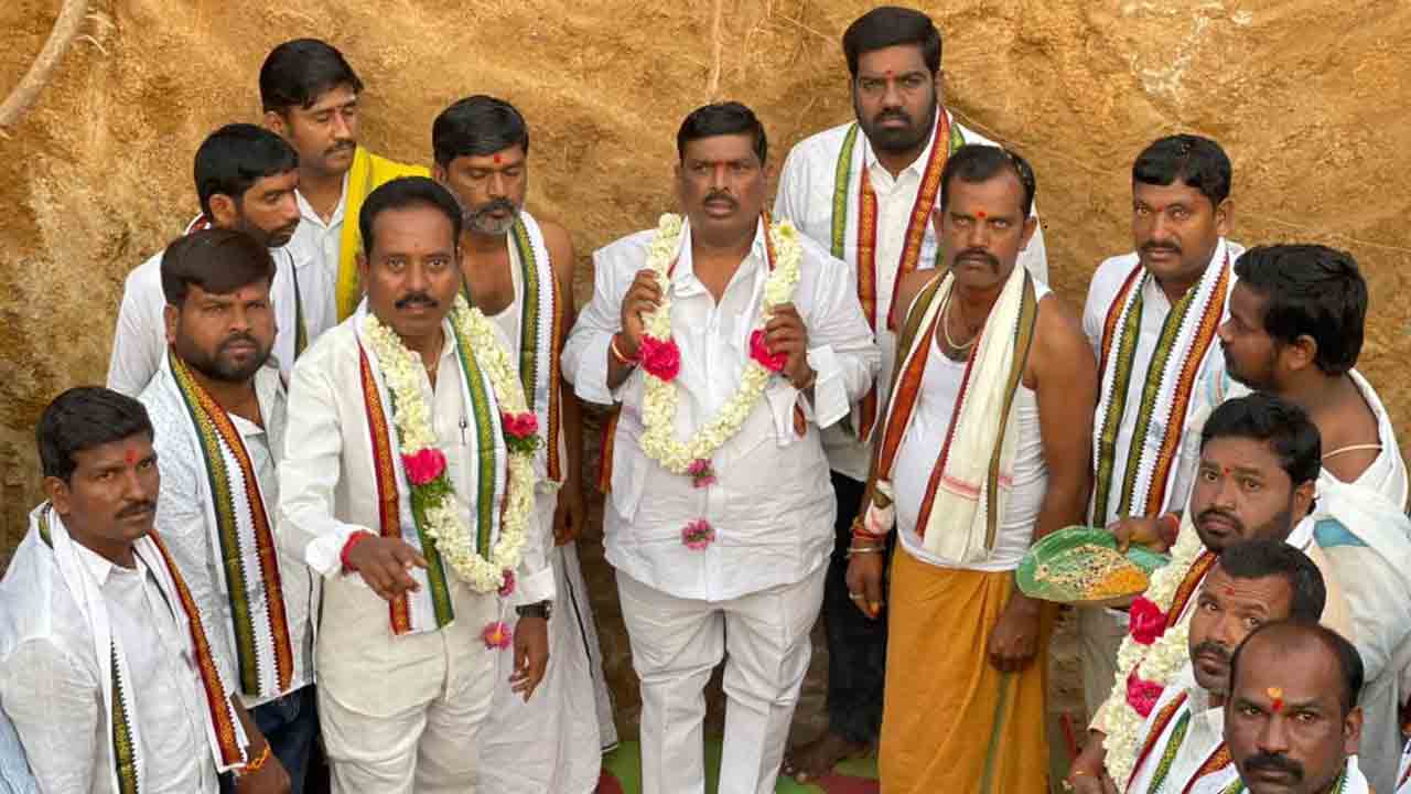 ఆలయాల అభివృద్ధికి ప్రభుత్వం పెద్దపీట : ఎమ్మెల్యే గూడెం