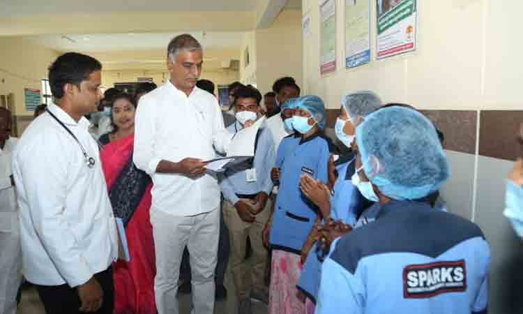 సర్కార్‌ దవాఖానల్లో సాధారణ ప్రసవాలు పెరగాలి : మంత్రి హరీశ్‌రావు