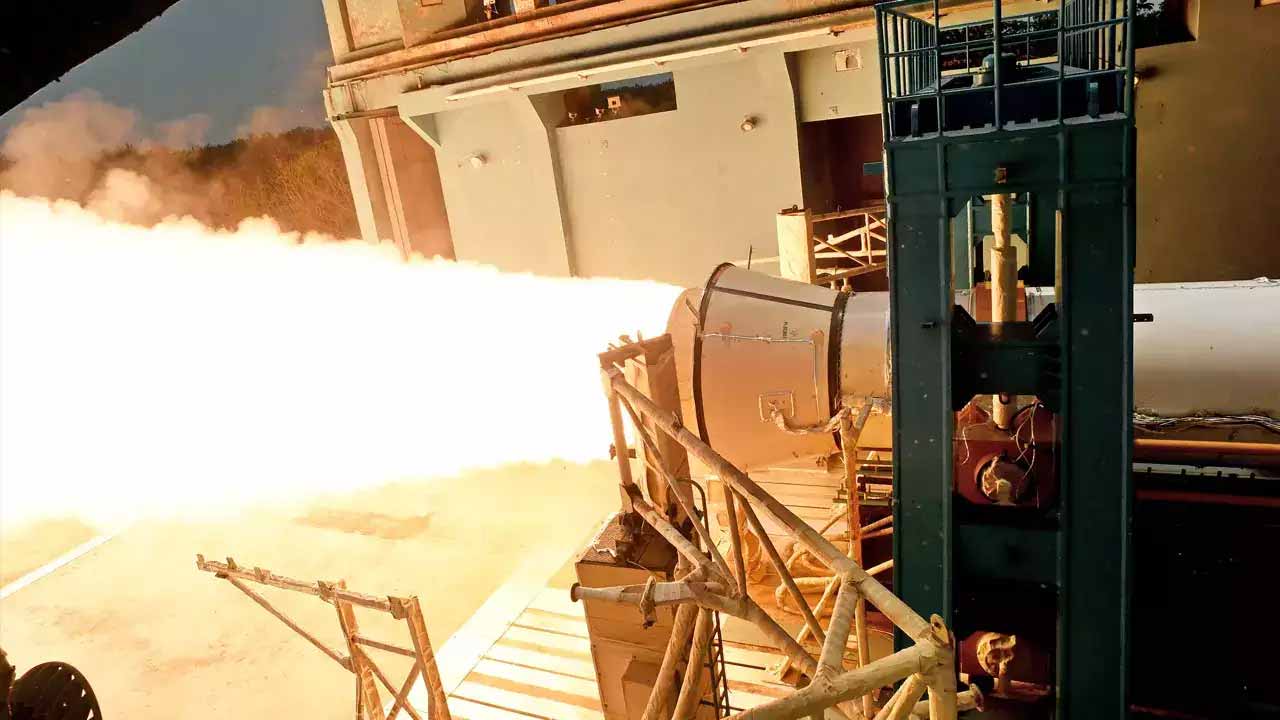 ఇస్రో ఎస్ఎస్ఎల్‌వీ రాకెట్ ప‌రీక్ష స‌క్సెస్‌..