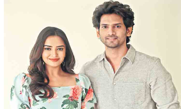 మధ్యతరగతి కుటుంబ కథతో