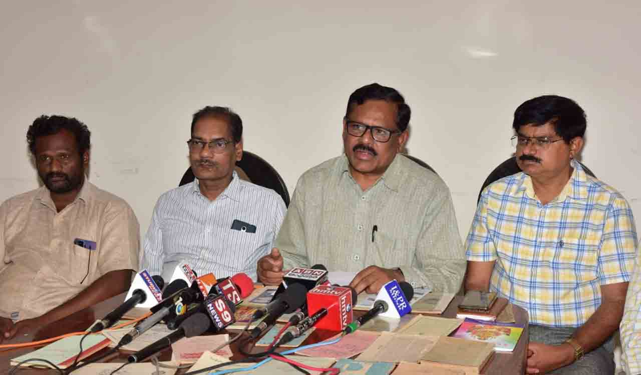 మరుగున పడిడిన సాహిత్యాన్ని వెలికితీస్తాం : జూలూరు గౌరీశంకర్