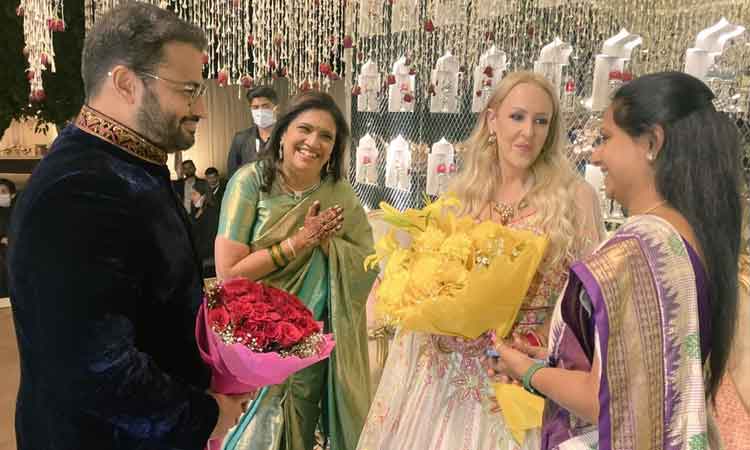 ఢిల్లీలో రిసెప్ష‌న్‌కు హాజ‌రైన ఎమ్మెల్సీ క‌విత‌