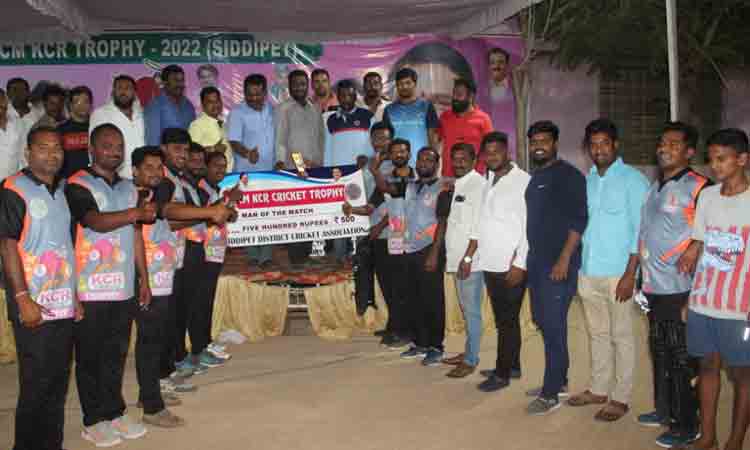 CM KCR ‌ Trophy | సీఎం కేసీఆర్‌ ట్రోపీ సీజన్‌ -2 తొలి రౌండ్‌ మ్యాచ్‌లు పూర్తి
