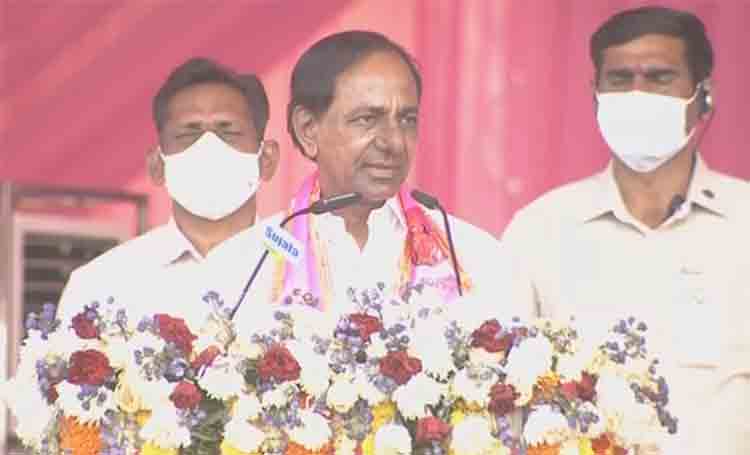 గిరిజనులకు 10 శాతం రిజర్వేషన్లు రావాలంటే.. బీజేపీని బంగాళాఖాతంలో విసిరేయాల్సిందే : సీఎం కేసీఆర్