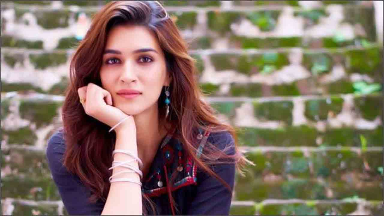 Kriti Sanon | హీరోల‌తో పాటు హీరోయిన్ల‌కు స‌మ ప్రాధాన్య‌త‌ లేదు :కృతి స‌న‌న్‌